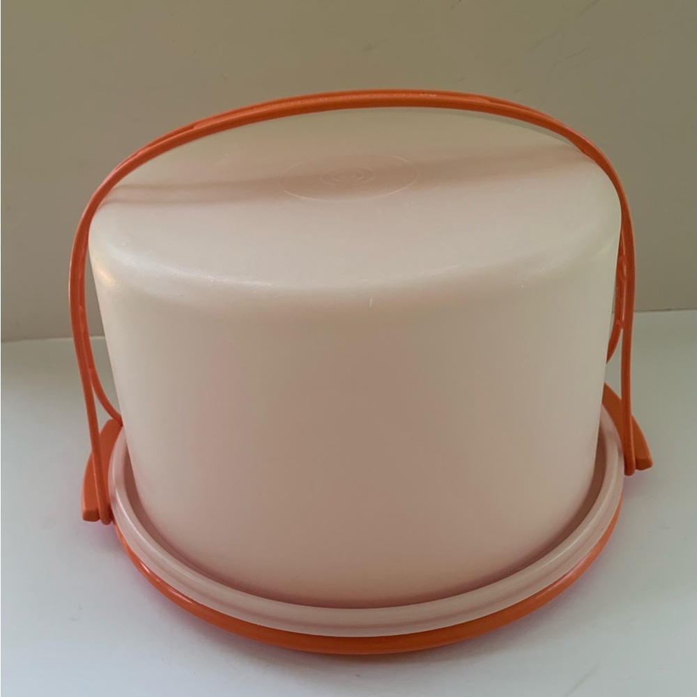 Vintage Tupperware Cake Taker Carrier ORANGE 10”